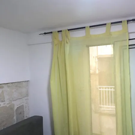 Guest house Bacchilide Room- Stanza Privata Syracuse