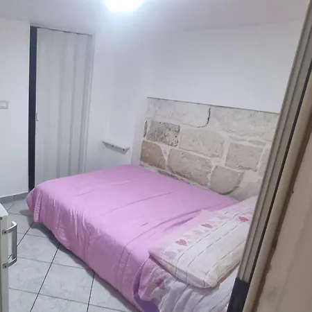 Bacchilide Room- Stanza Privata 3*